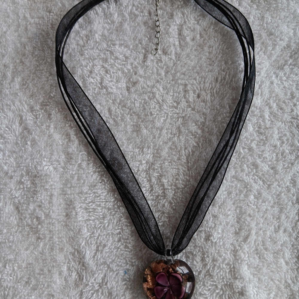 Elegant Black and Purple Floral Pendant Necklace